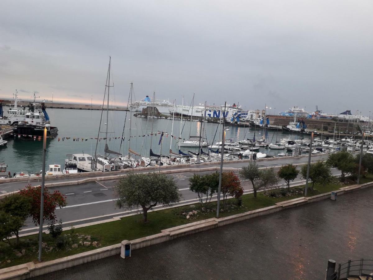 Be Your Home - Captain'S Lodge Civitavecchia Exterior photo